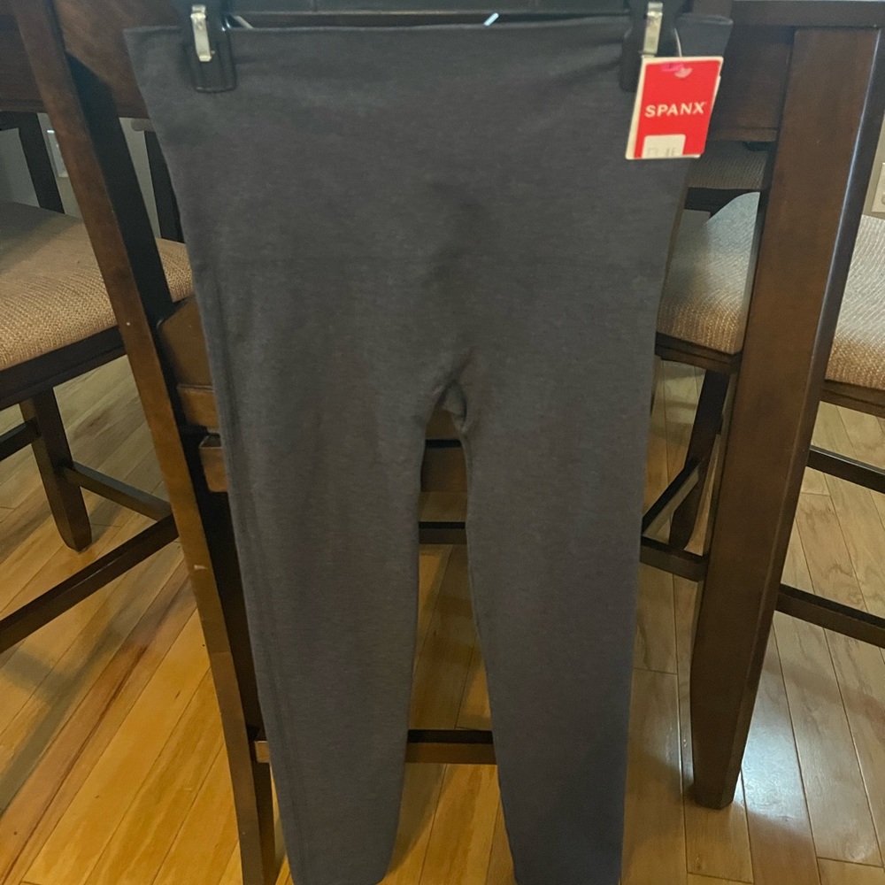 Spanx-Look At Me Now Leggings-Large-NWT